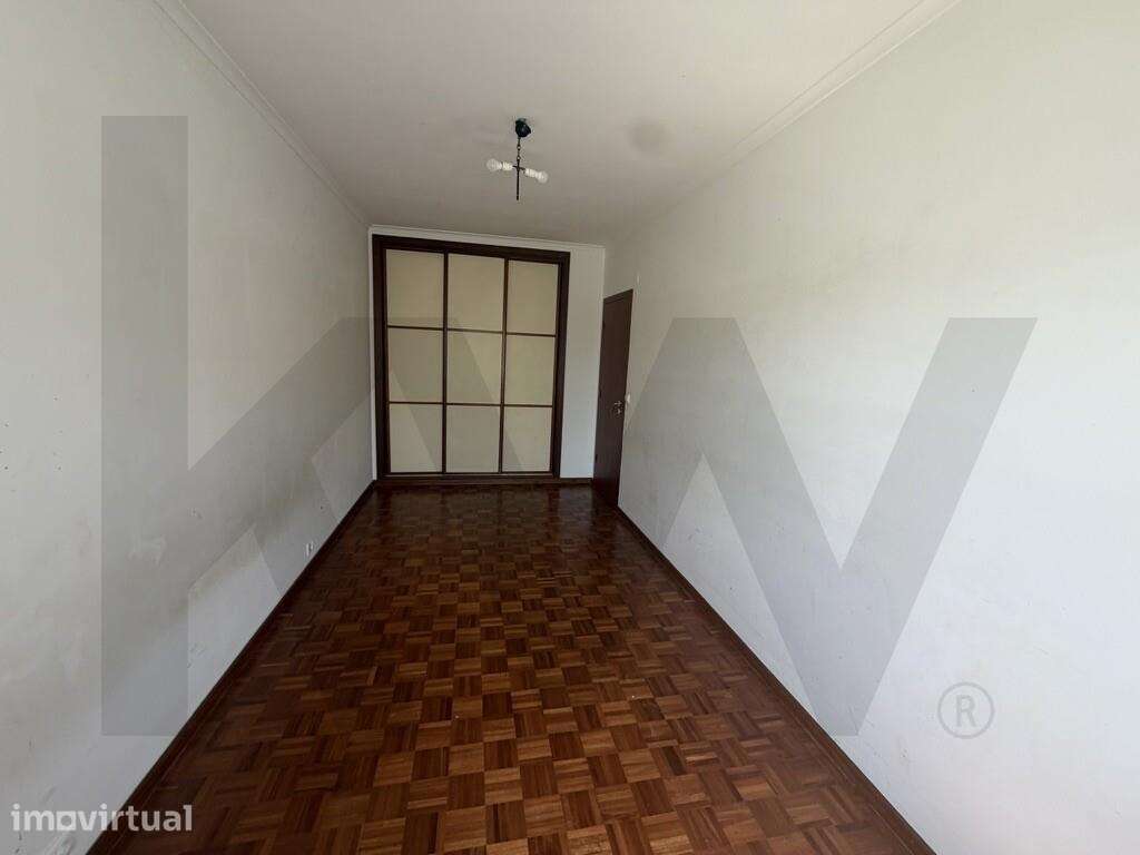 T2 em Telheiras — Excelente Localização - Grande imagem: 5/10