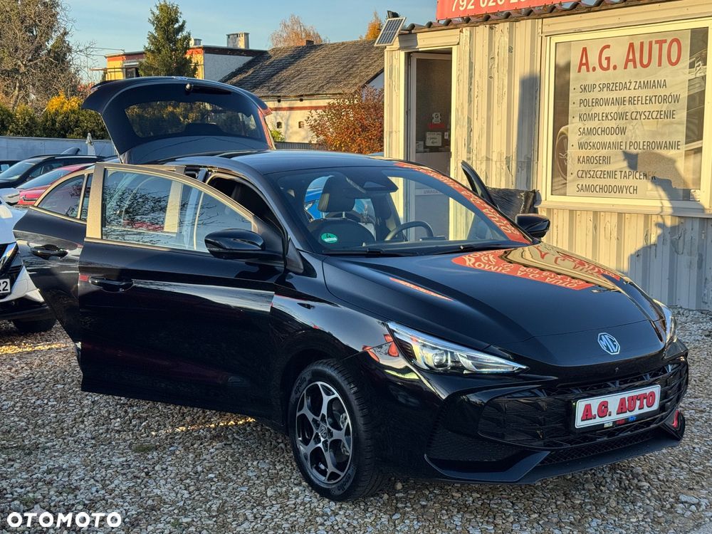 MG MG3 1.5 HEV+ Exclusive - 16