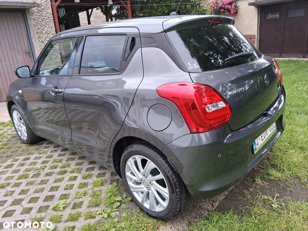 Suzuki Swift - 4