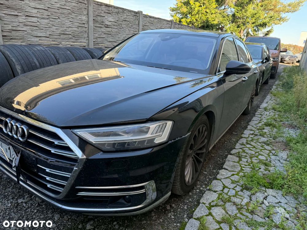 Audi A8 - 3