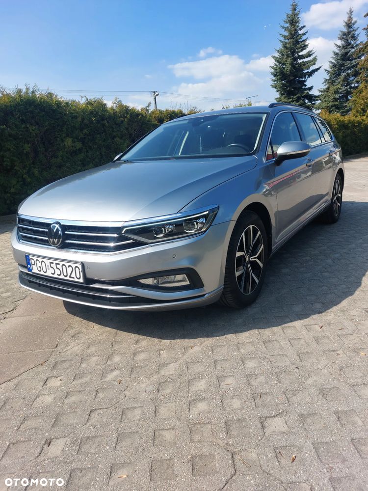 Volkswagen Passat 2.0 TDI SCR DSG - 1