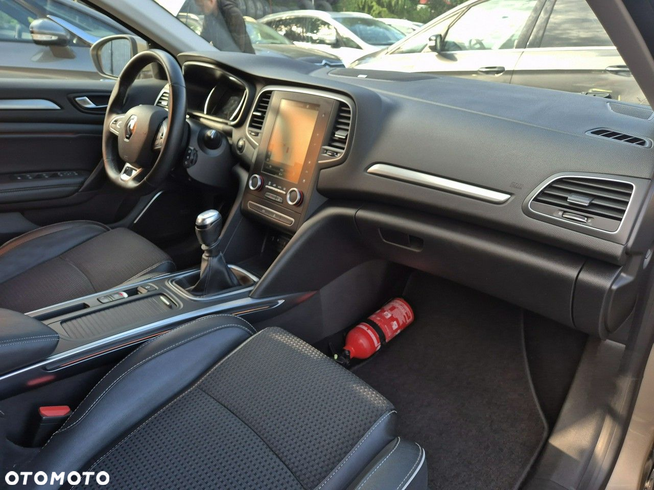 Renault Megane Grandtour ENERGY TCe 130 BOSE EDITION - 30