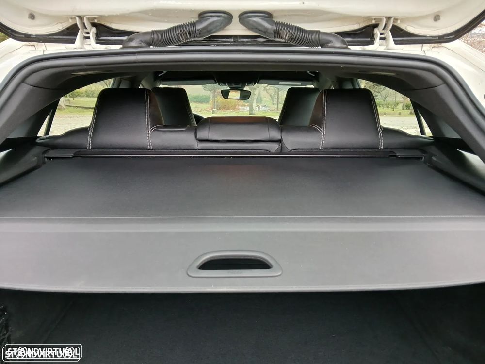 Mercedes-Benz CLA 200 (CDI) d Urban - 42