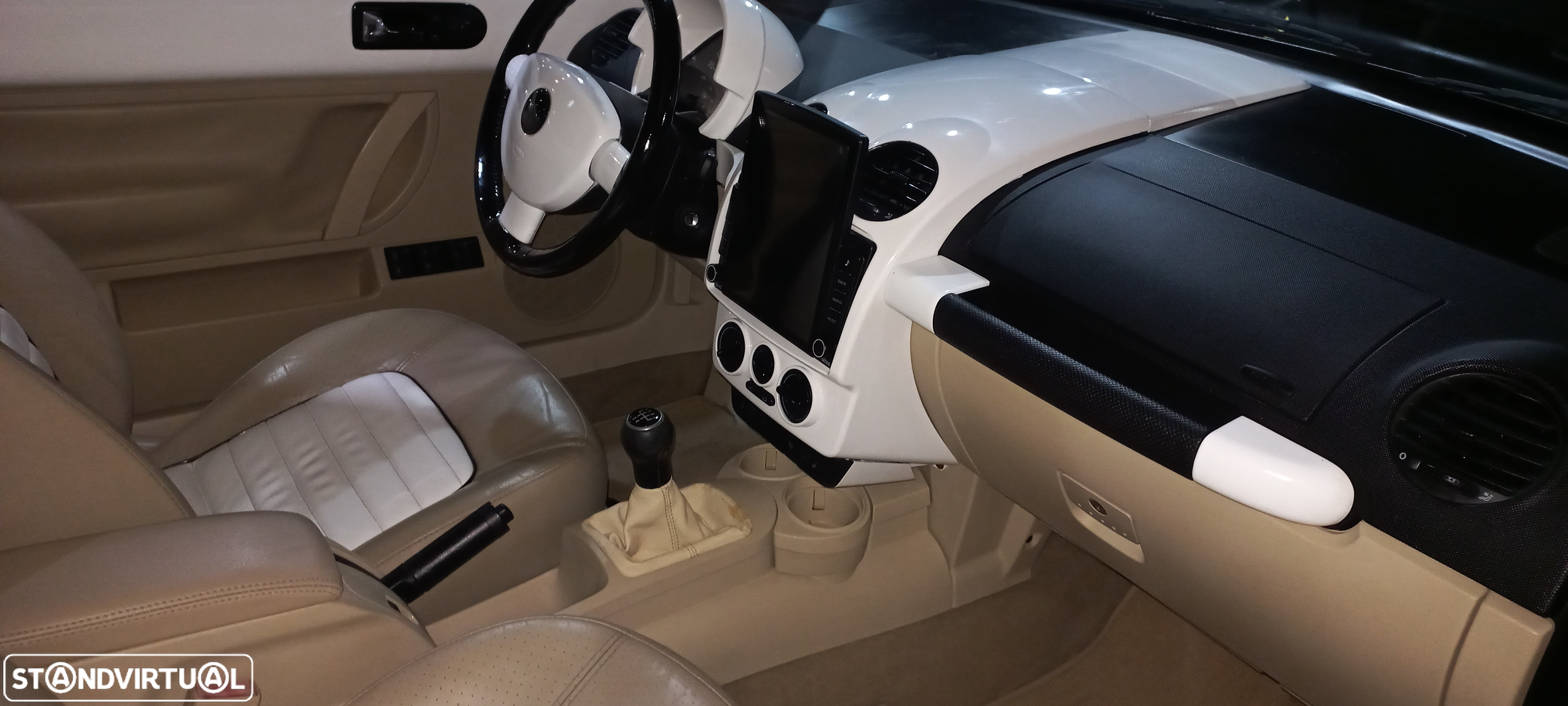 VW New Beetle Cabriolet 1.9 TDi Top Couro - 58