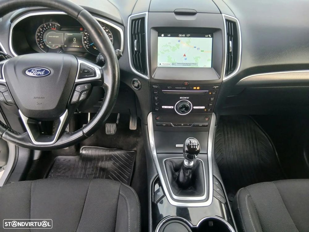 Ford S-Max 2.0 TDCi Trend - 37