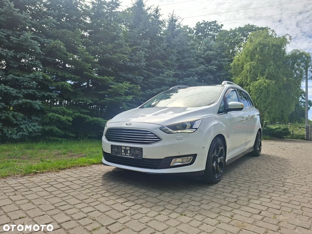 Ford Grand C-MAX - 21