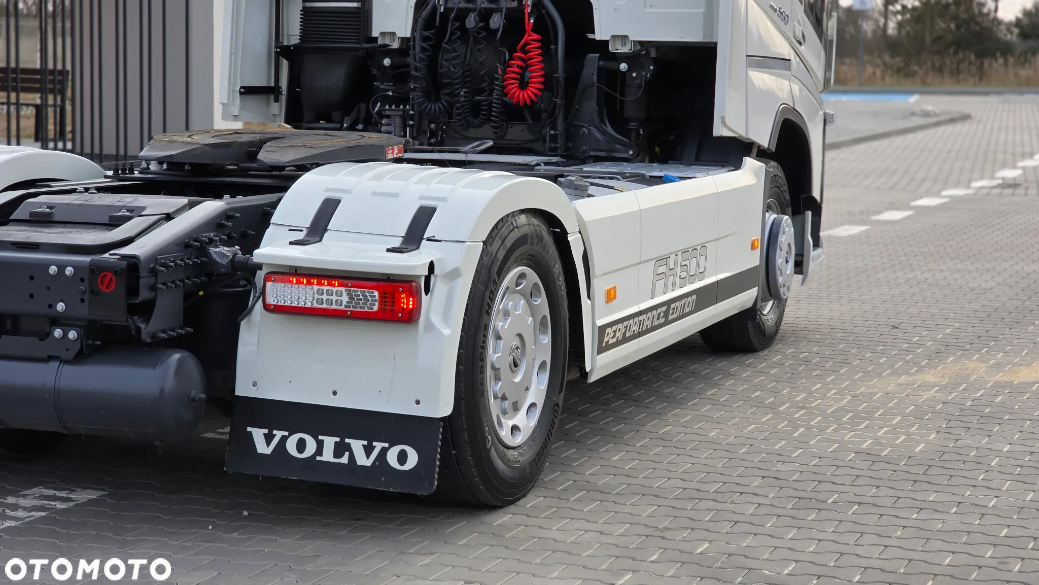 Volvo VOLVO FH 500 GLOBETROTTER XL❗️ / STANDARD / PO KONTRAKCIE / ACC / I-SHIFT / RADAR / I-PARK COOL / OSŁONY MIĘDZYOSIOWE / SALON POLSKA / AUTOMAT / EURO 6 / FULL SERWIS ASO / UNIKAT ❗️❗️ - 18