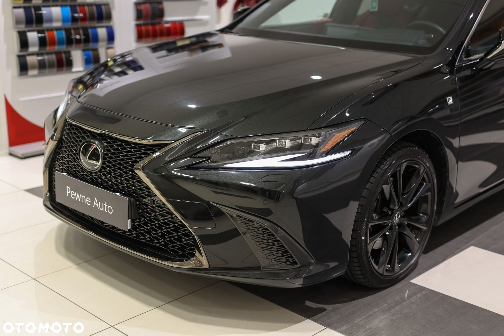 Lexus ES - 14