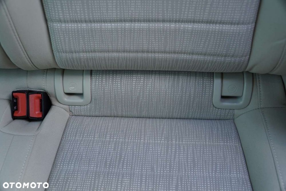 Skoda Octavia 2.0 TDI DSG Style - 17