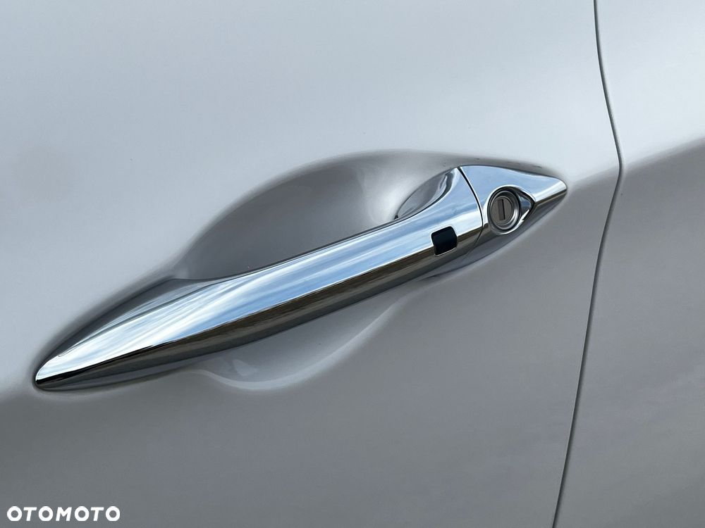 Hyundai i30 1.6 CRDi Fifa World Cup Edition - 29