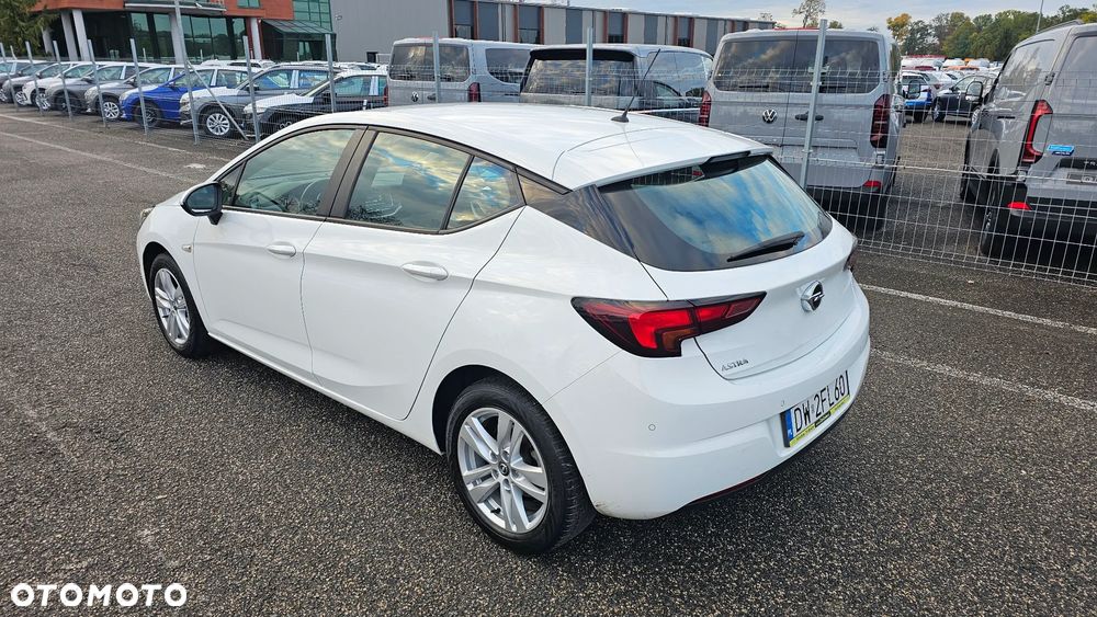 Opel Astra V 1.4 T Enjoy - 4