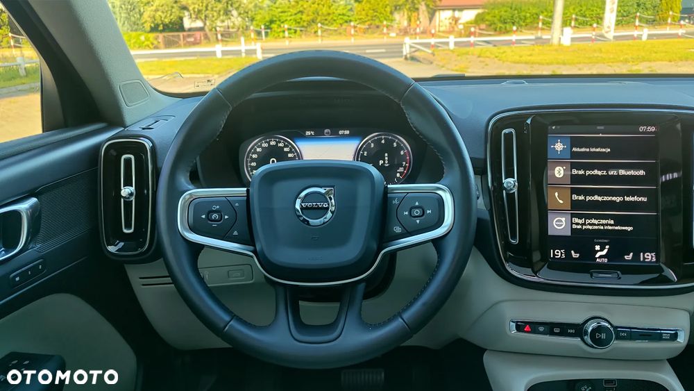 Volvo XC 40 T5 AWD Inscription - 19