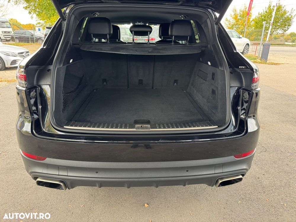 Porsche Cayenne Tiptronic S Platinum Edition - 19