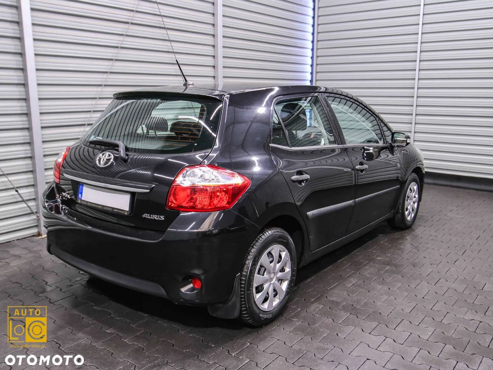 Toyota Auris 1.33 VVT-i Terra - 8