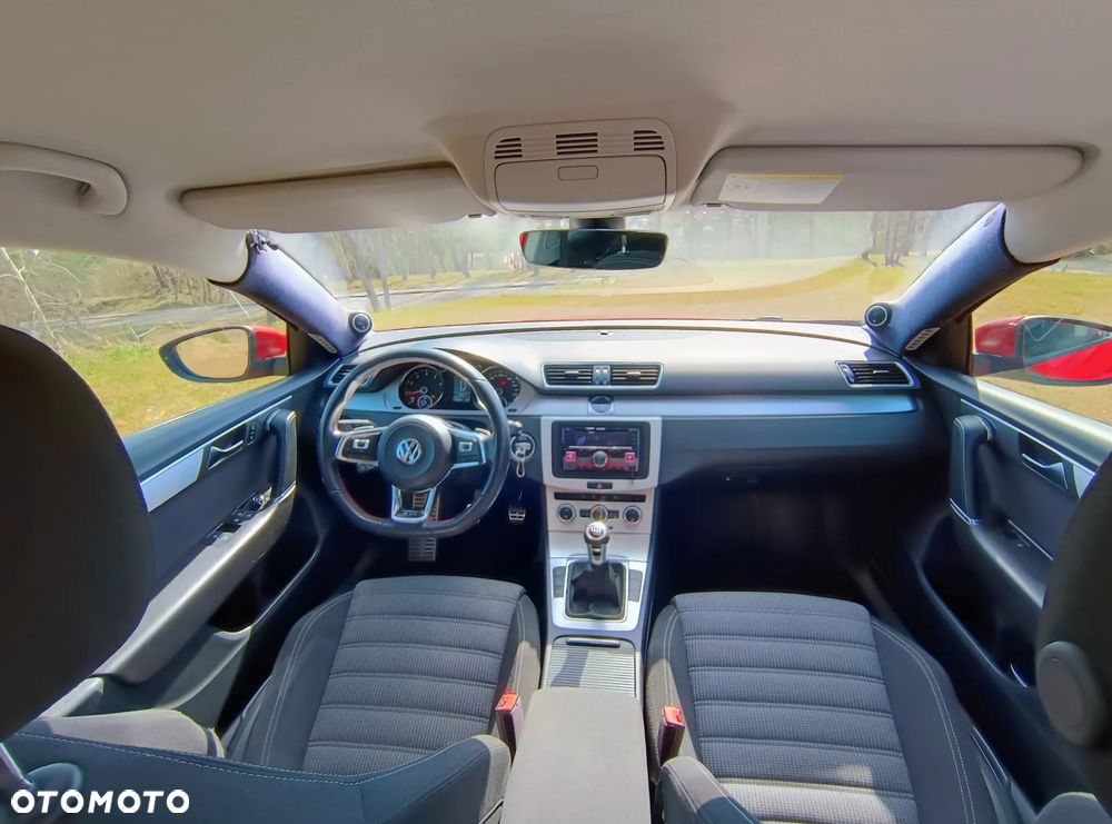 Volkswagen Passat 2.0 TSI Comfortline - 13