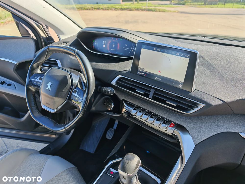 Peugeot 3008 - 16