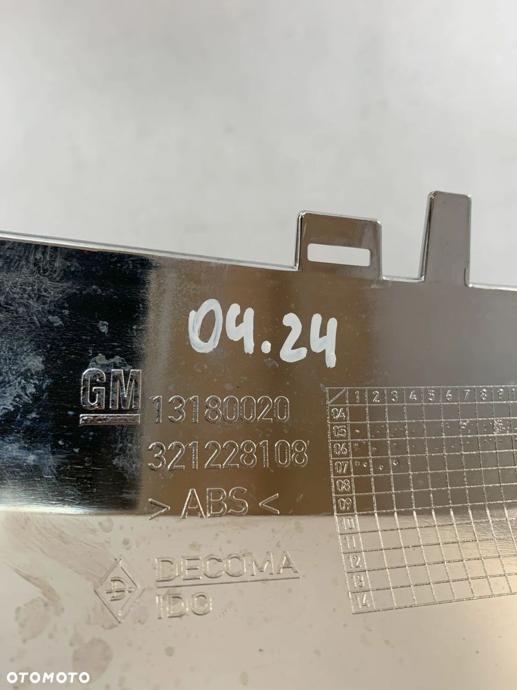 Vauxhall Zafira B Listwa chrom atrapa grill - 3