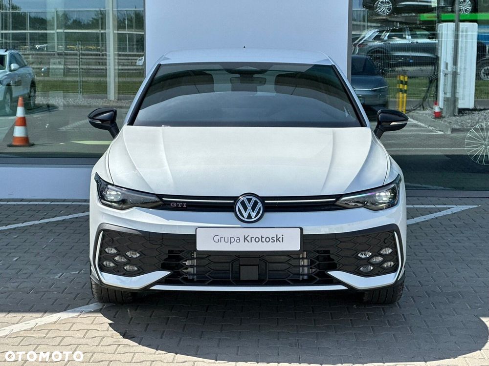 Volkswagen Golf - 3