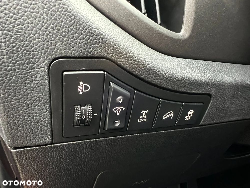 Kia Sportage 2.0 CVVT 4WD Vision - 32