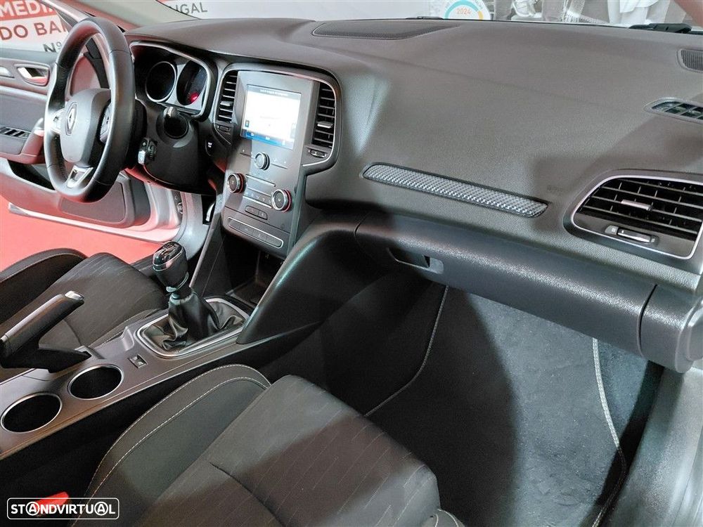 Renault Mégane 1.3 TCe Limited - 36