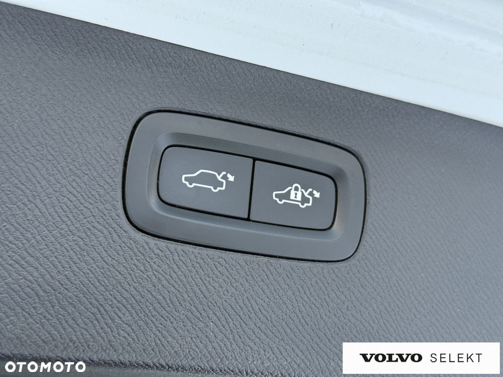 Volvo XC 90 - 29