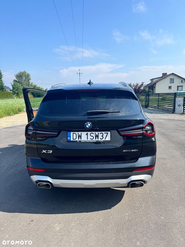 BMW X3 xDrive20i mHEV - 15