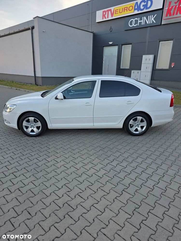 Skoda Octavia 1.6 Elegance - 37
