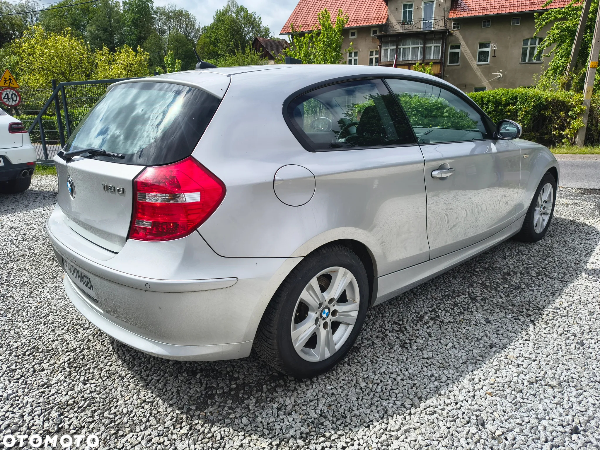 BMW Seria 1 118d DPF - 5