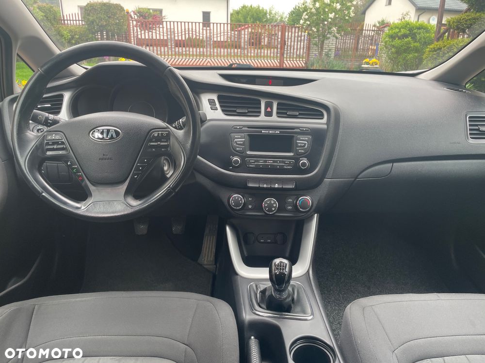 Kia Ceed 1.6 CRDi 115 ISG Vision - 8