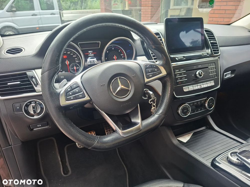 Mercedes-Benz GLE 350 d 4Matic 9G-TRONIC AMG Line - 15