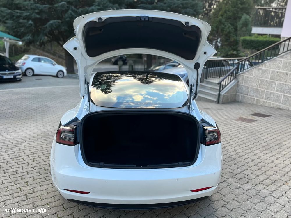 Tesla Model 3 Performance Dual Motor AWD - 34