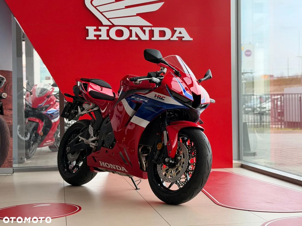 Honda CBR - 1