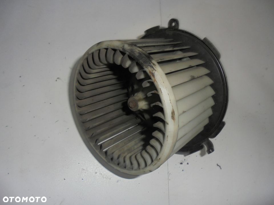 DMUCHAWA WENTYLATOR NAWIEWU PEUGEOT 307 - 2