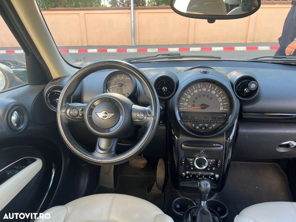 Mini Countryman Cooper D ALL4 AT - 11