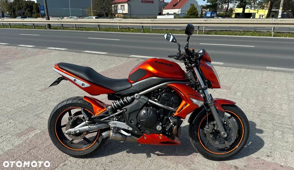 Kawasaki ER - 8