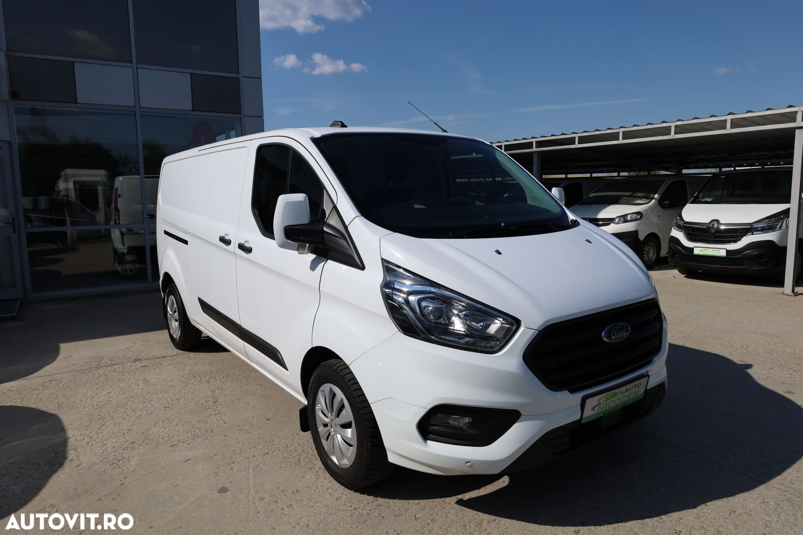 Ford Transit Custom - 8