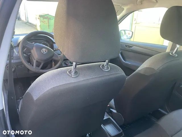 Skoda Fabia 1.0 Active - 9