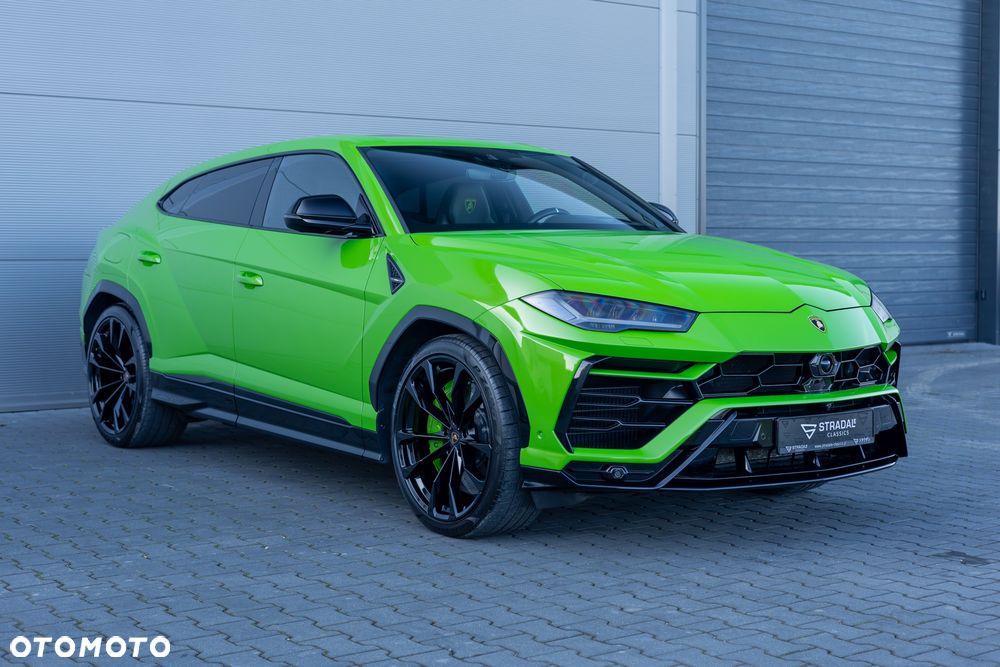 Lamborghini Urus Standard - 1