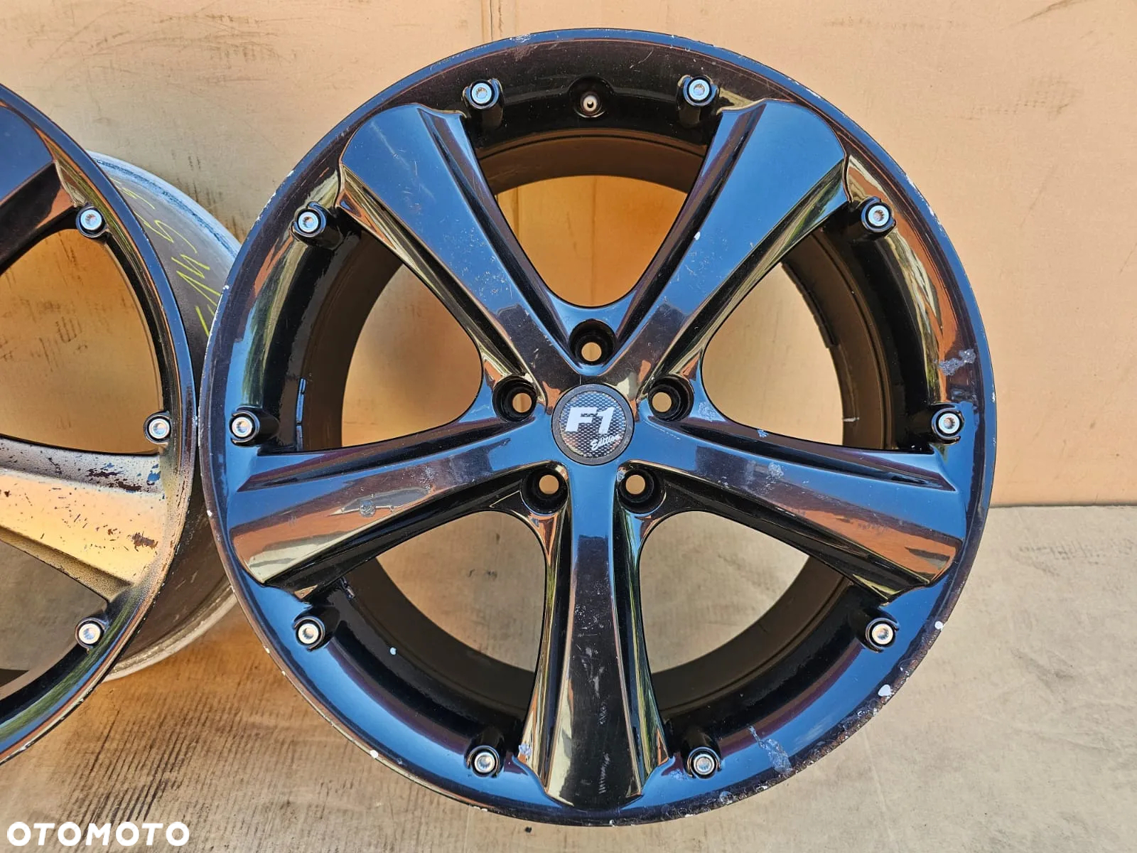 (F145) RH Volkswagen Golf Passat B6 Touran Seat Leon Audi A3 A4 Skoda Octavia / 8,5Jx19 ET35 5x112 / Zapas - 6