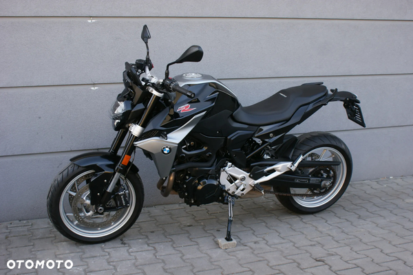 BMW F