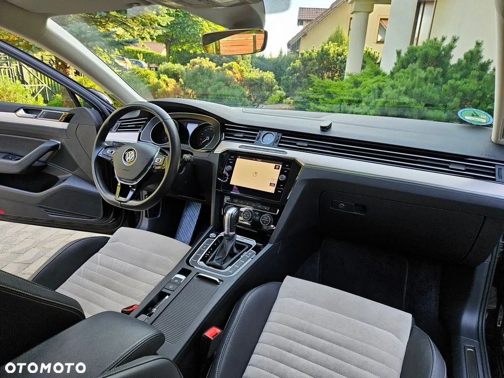 Volkswagen Passat Variant - 13