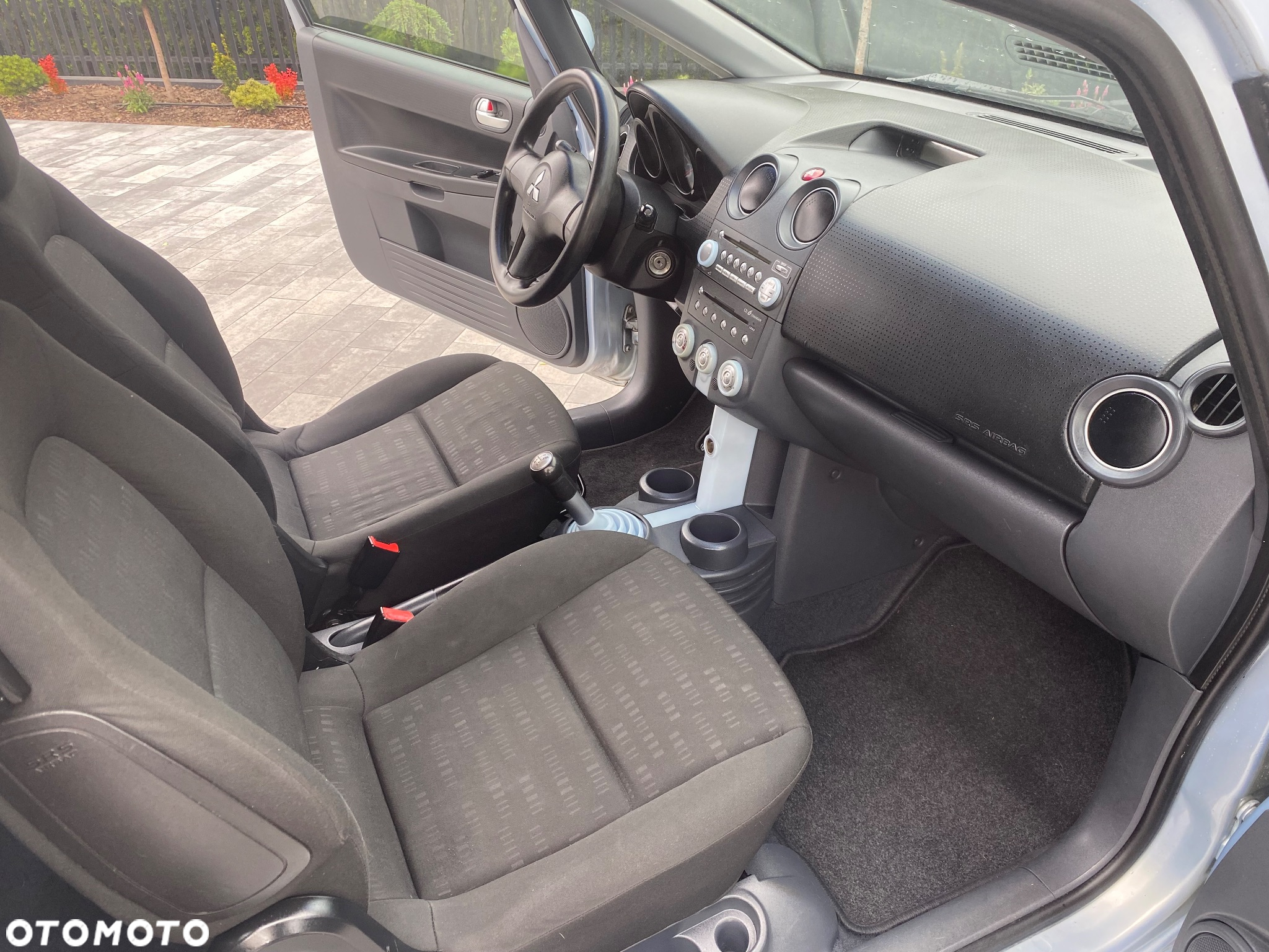 Mitsubishi Colt 1.3 Inform - 9