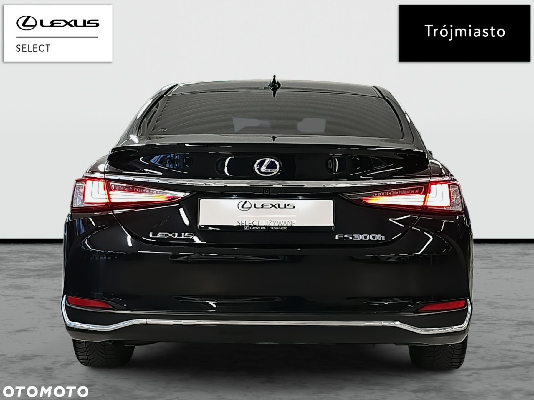 Lexus ES - 7