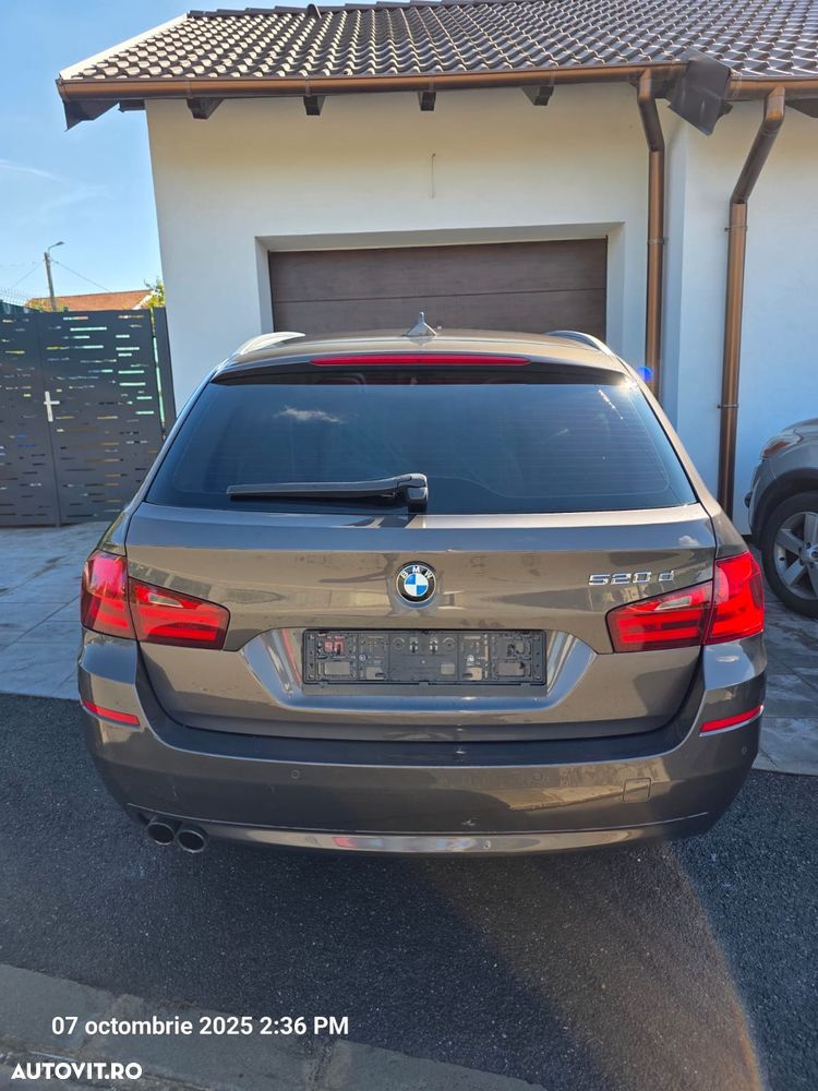 BMW Seria 5 520d - 5