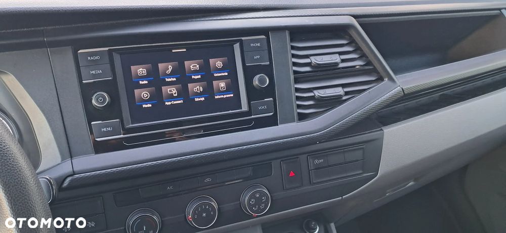 Volkswagen Transporter - 18