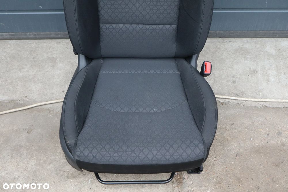 FOTEL PASAŻERA PRAWY KIA CEED III 3 LIFT 2021-2025 - 5