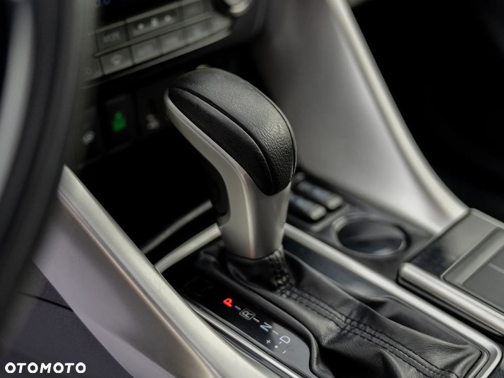 Mitsubishi Eclipse Cross 1.5 T GPF Intense Plus CVT - 28