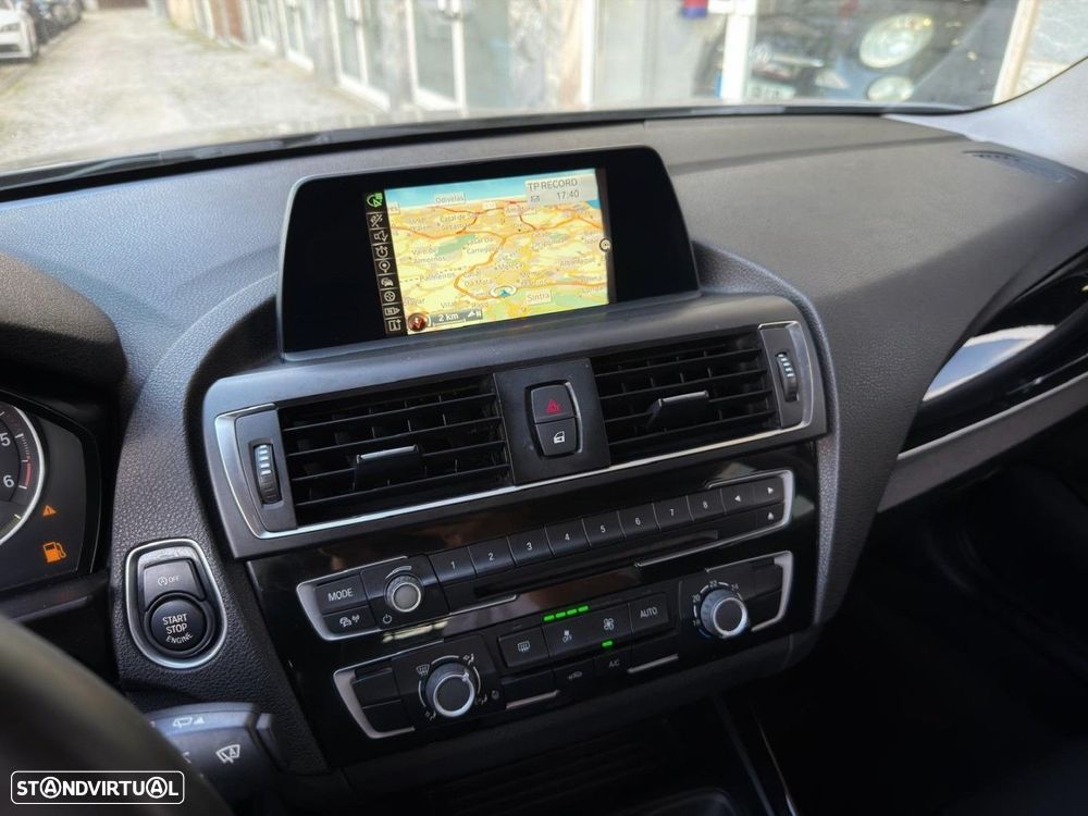 BMW 116 d Line Sport - 24