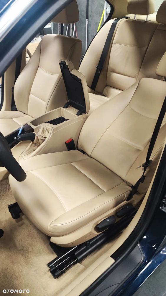BMW Seria 3 - 23