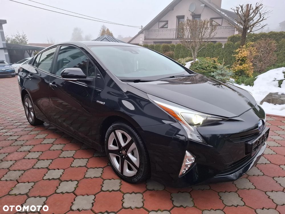 Toyota Prius 1.8 Hybrid Prestige - 4